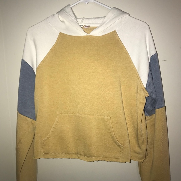 Pink Rose Tops - Sweatshirt Crop Top